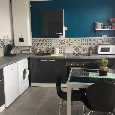 La Petite Jungle Apartment Кале Екстериор снимка