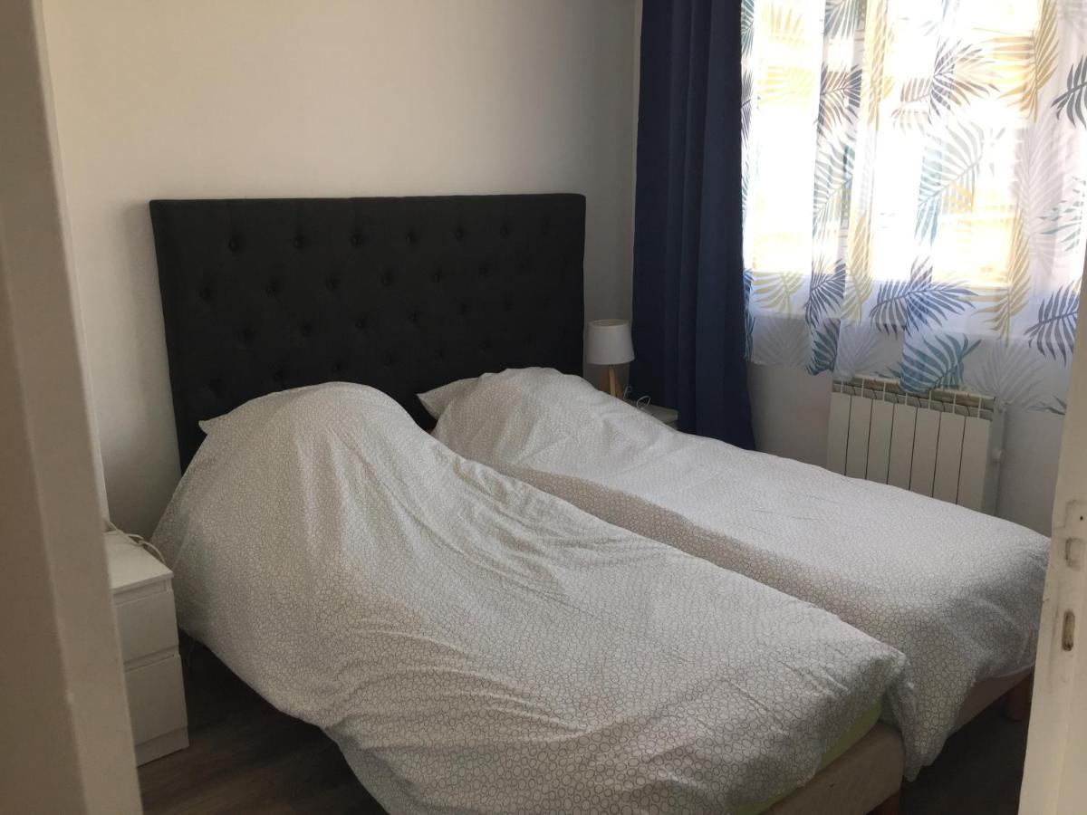 La Petite Jungle Apartment Кале Екстериор снимка