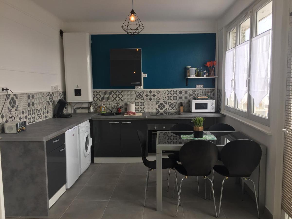 La Petite Jungle Apartment Кале Екстериор снимка
